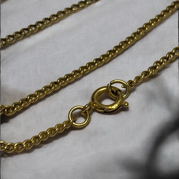 Vintage ART Arthur Pepper Gold Tone Resin Cameo Necklace 15” - Picture 7 of 10